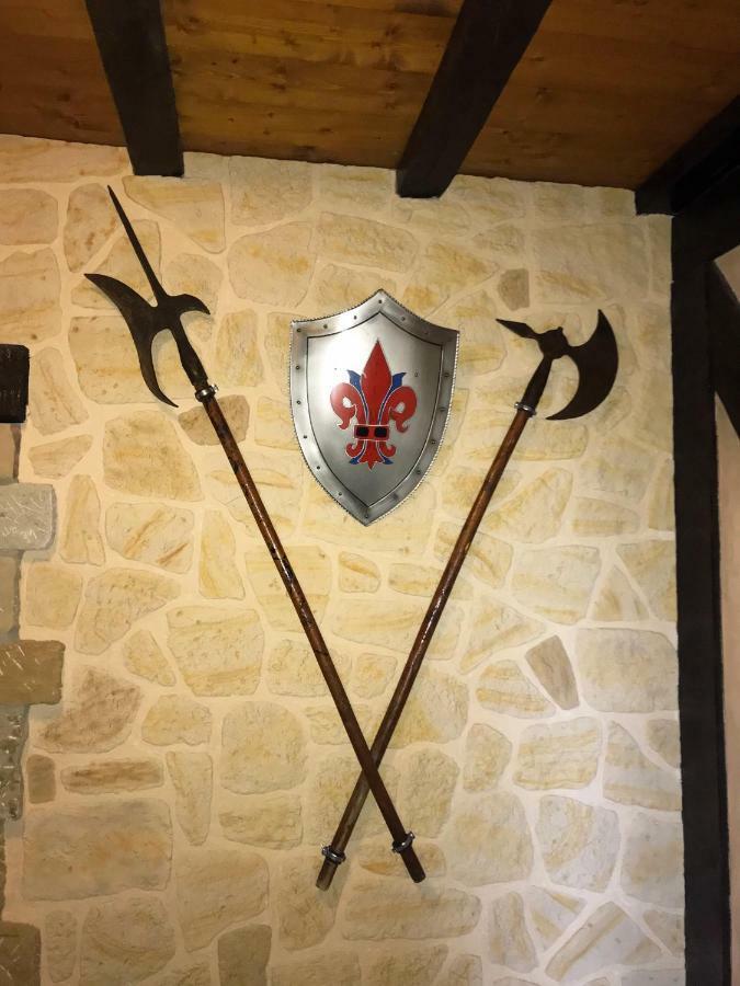 Ferienwohnung Wachstube Mit 3 Schlafraeumen Im Rittergut Leppersdorf Wachau エクステリア 写真