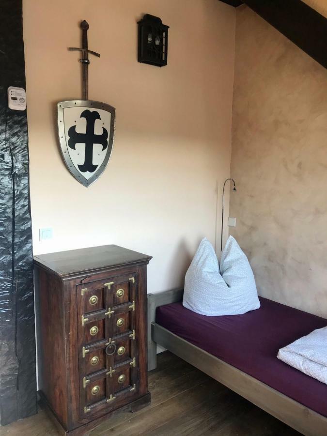 Ferienwohnung Wachstube Mit 3 Schlafraeumen Im Rittergut Leppersdorf Wachau エクステリア 写真